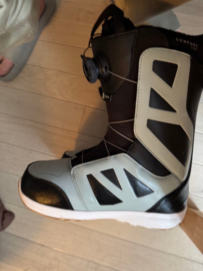 サロモン　スノーボードブーツ 25.5