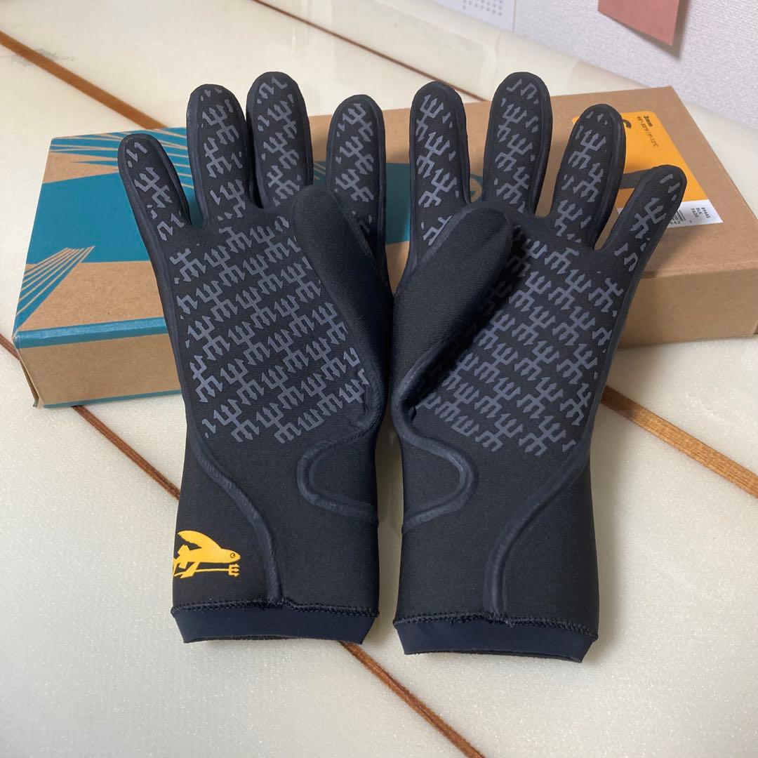 パタゴニア R3 ユーレックス・レギュレーター・グローブ