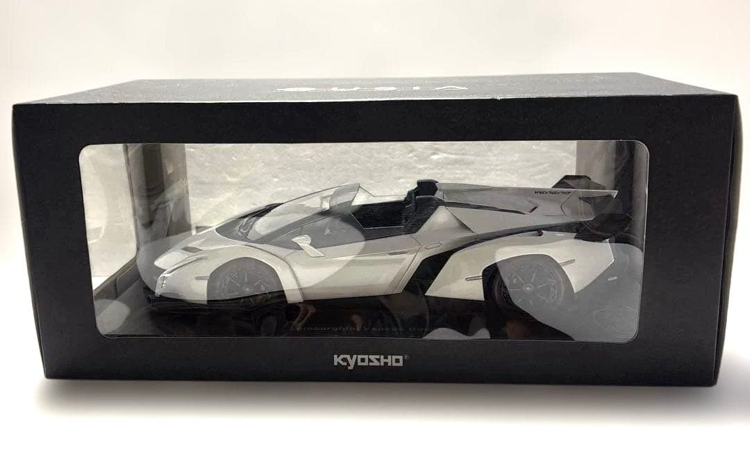 京商 ランボルギーニ ヴェネーノ 1/18 OUSIA