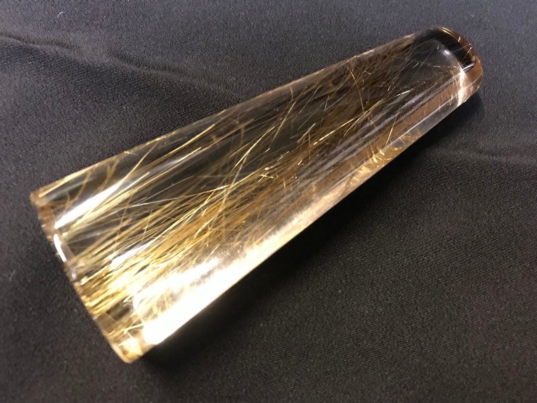 希少品　ゴールドルチルクォーツ
