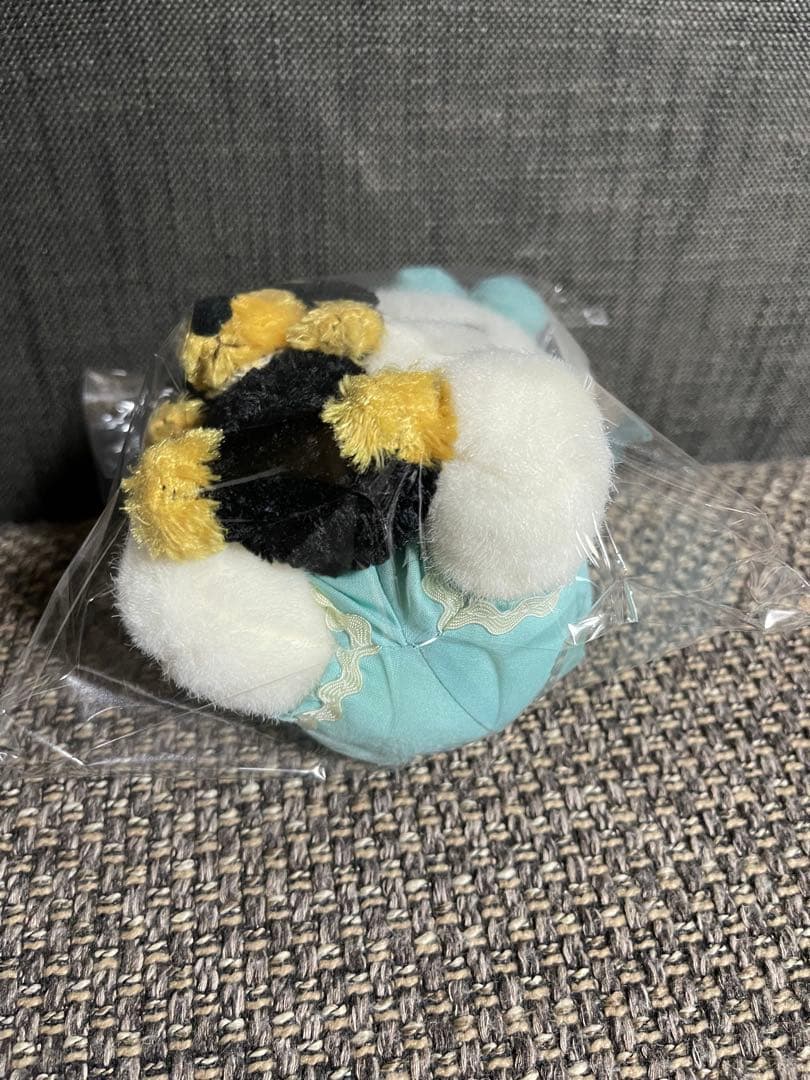 ハローキティ ミニチュアダックス抱いたぬいぐるみ