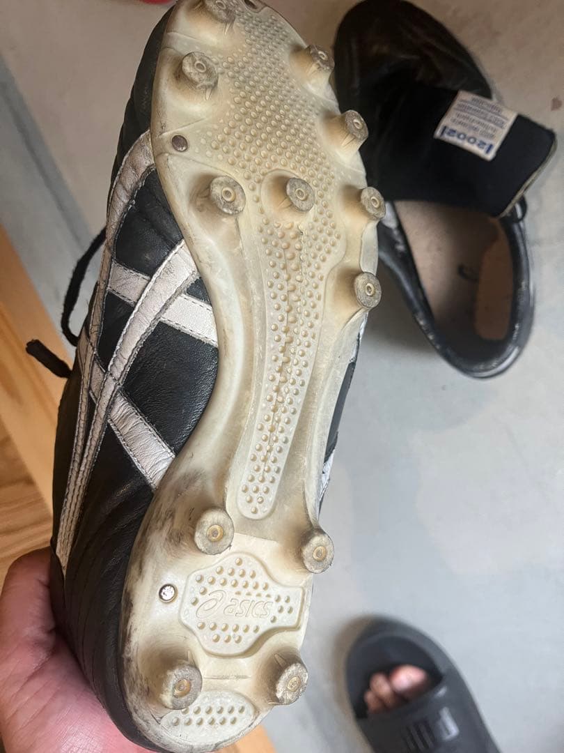 アシックス2002サッカーシューズ スパイク