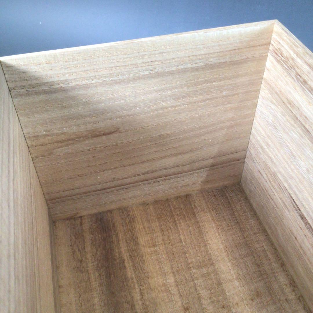 Ｒ８５８　茶箱　『指物師　大崎雄斉作』『焼桐』『利休茶箱』　紙箱　茶道具