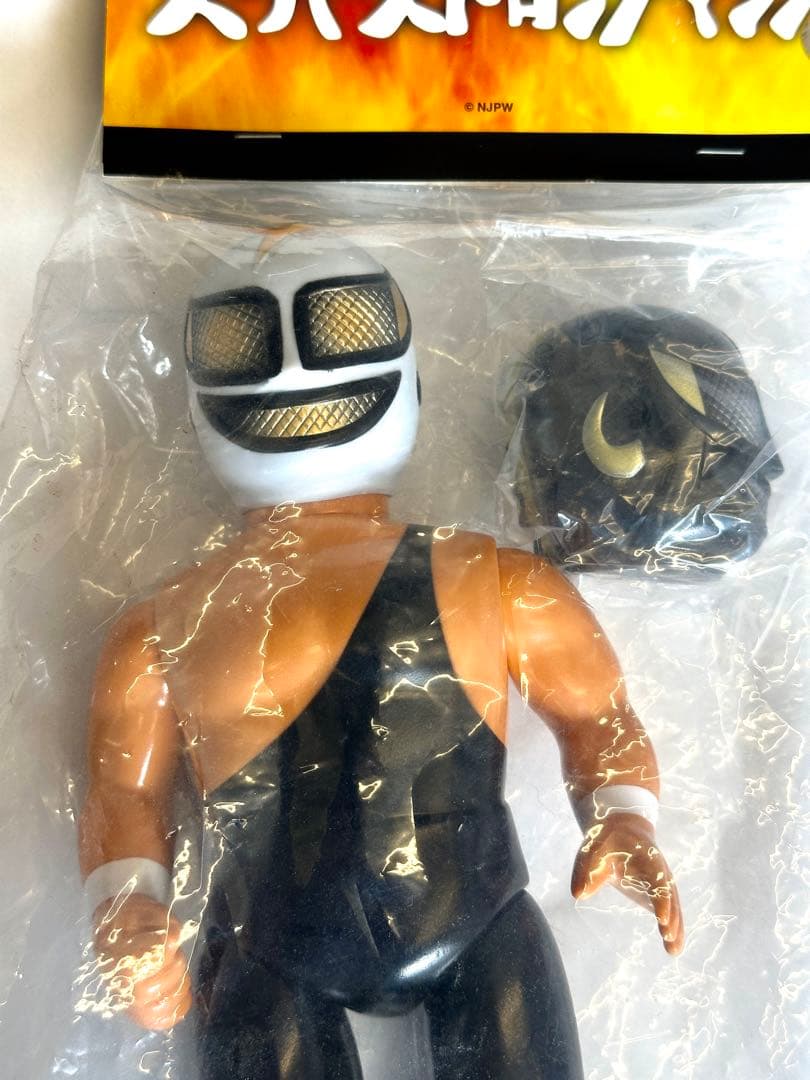 メディコム・トイ ソフビ・ファイティングシリーズ スーパーストロングマシン