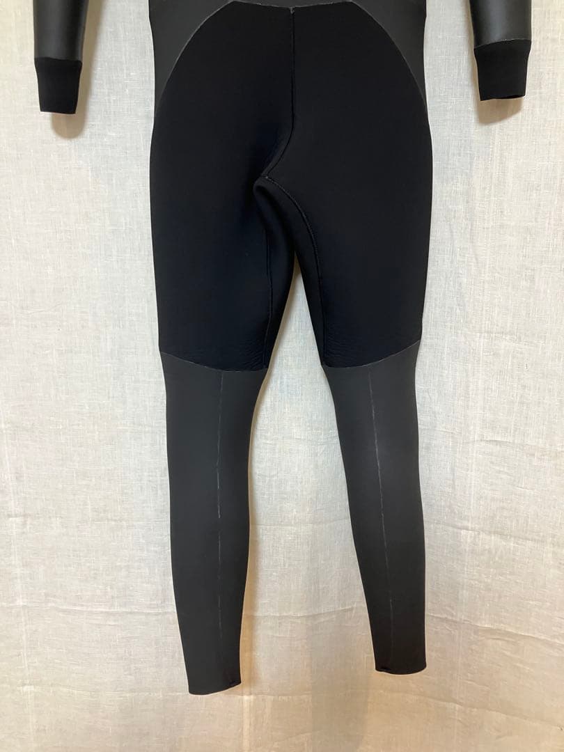 【新品未使用/試着のみ/メンズML】セミドライ ロングチェストジップfellow