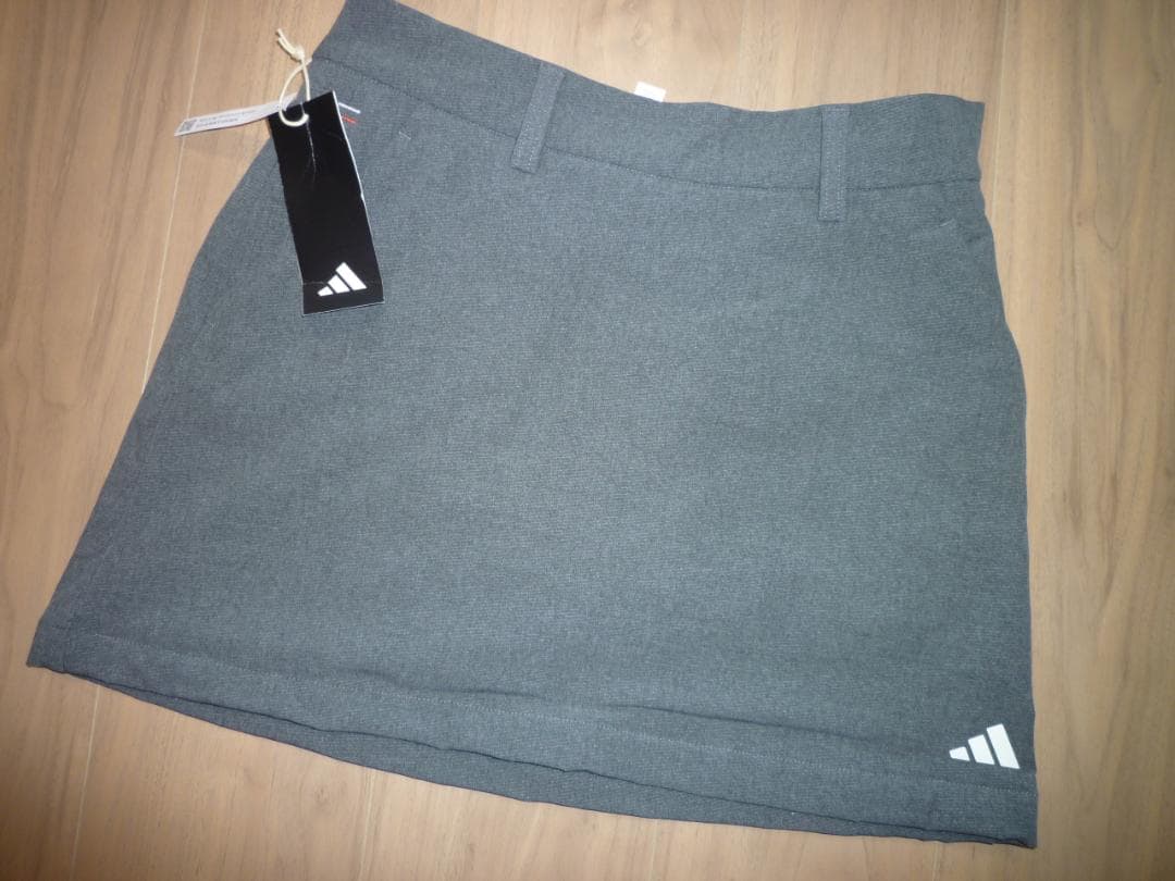 【新品М】adidasアディダスゴルフ　秋冬物ニット　セーター＆スカート