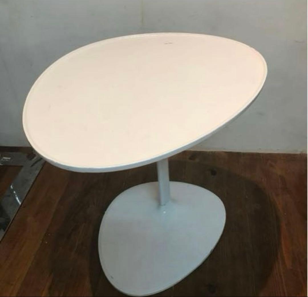 美品　鉄製　ホワイト　サイドテーブル　anna chen デザイン　ナイト