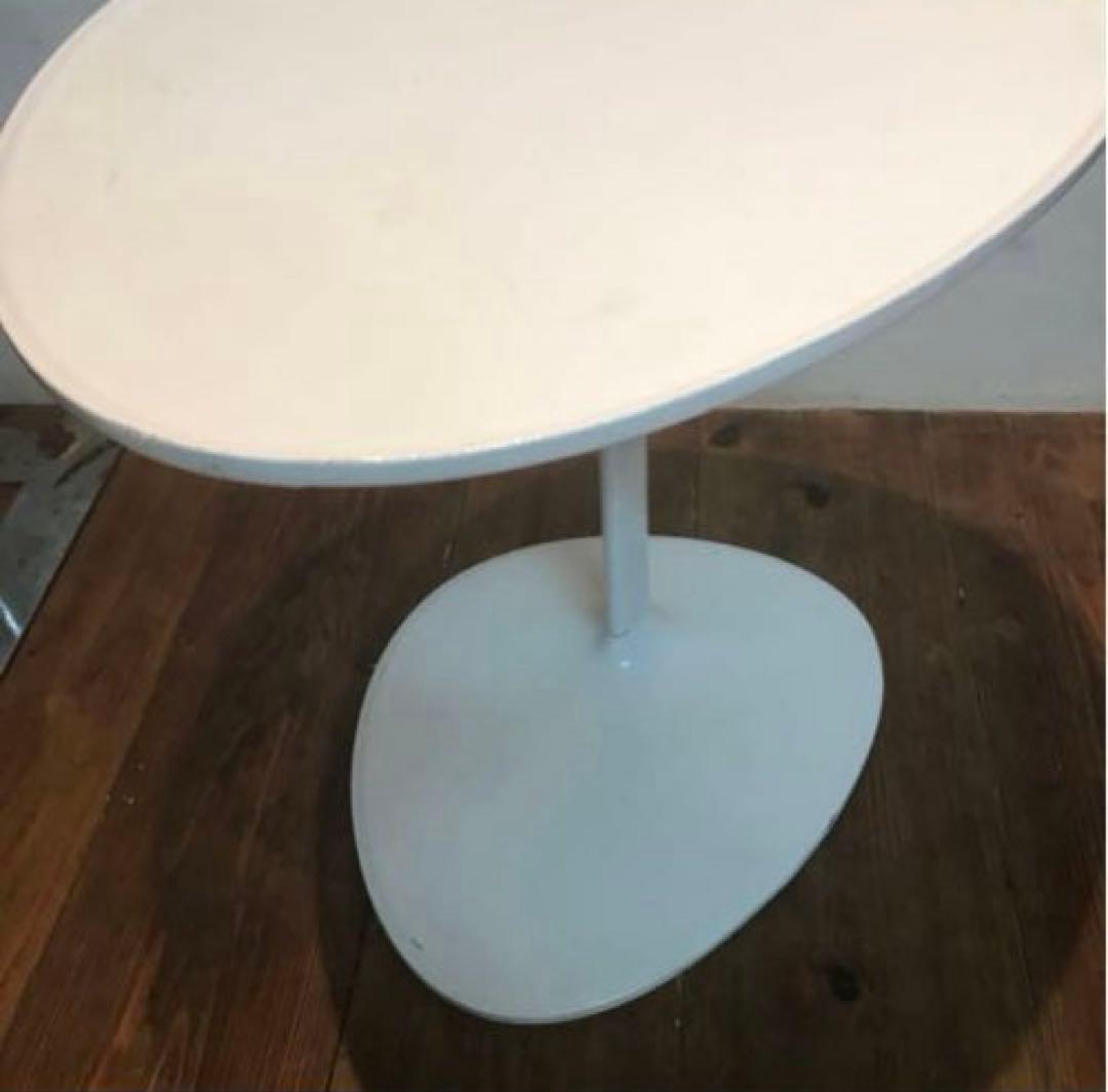 美品　鉄製　ホワイト　サイドテーブル　anna chen デザイン　ナイト