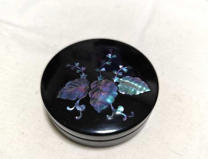 茶道具 香合 青貝 踊桐