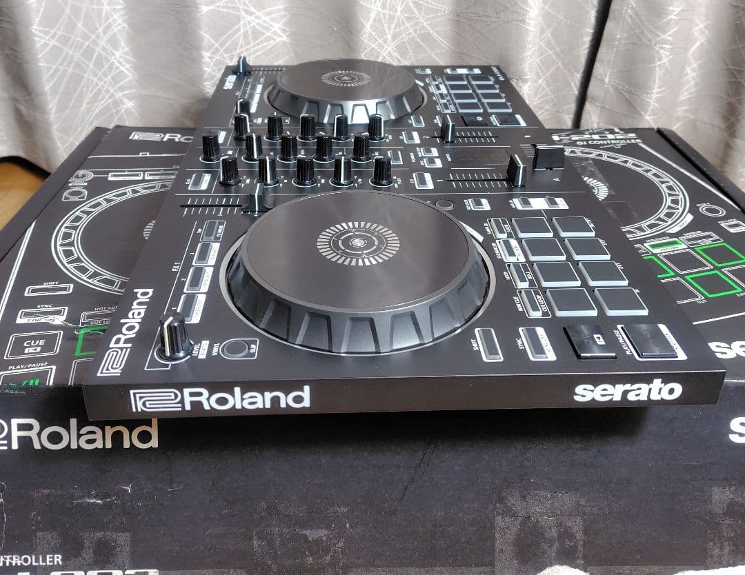 Roland DJ-202 DJコントローラー FX機能搭載