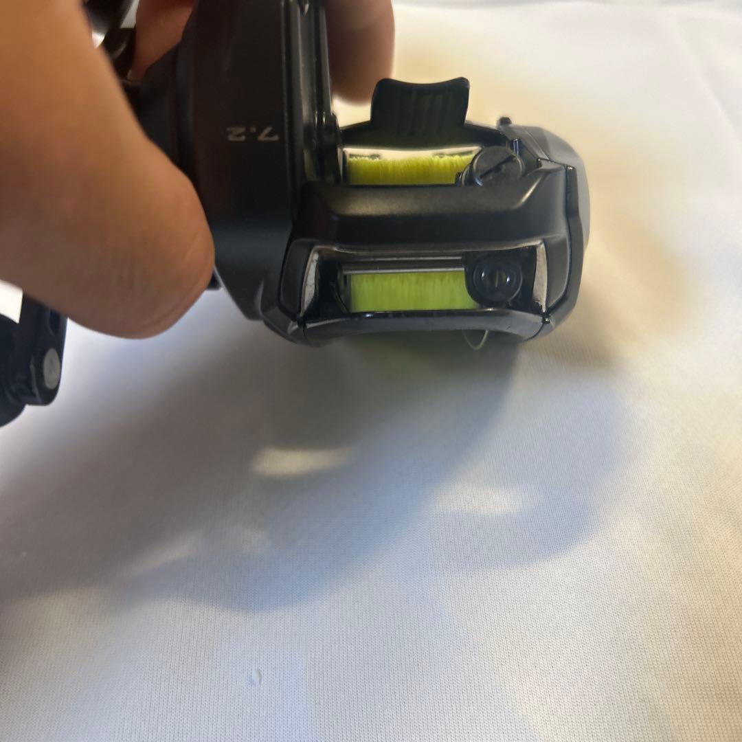 SLX MGL バス釣り　リール　 黒 71ハイギアHG シマノ　箱付き