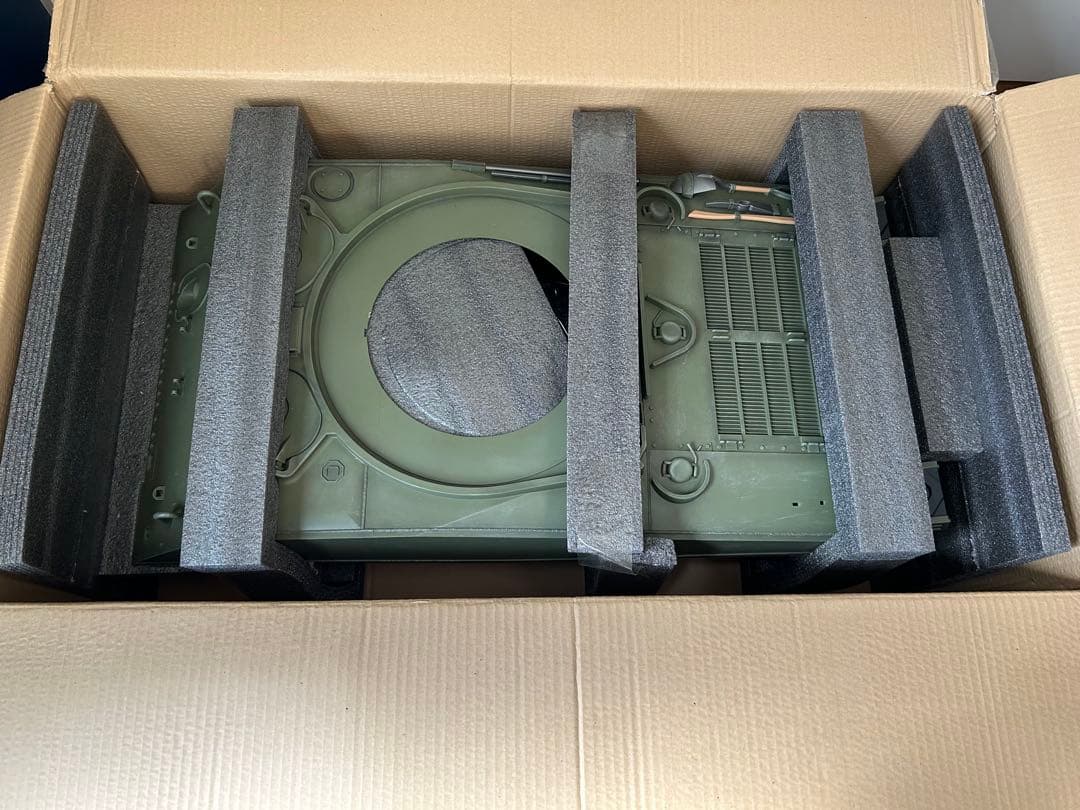 ドラゴン社 1/6 M4A3 シャーマン戦車 塗装済み 未使用品