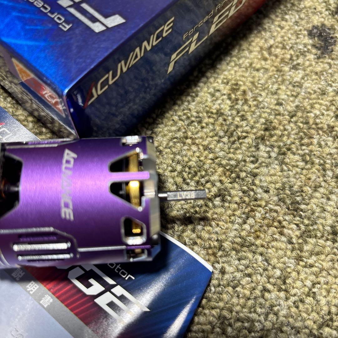 アキュバンス　フレッジ13.5Ｔ　ファン付き