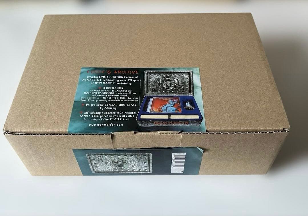 アイアン・メイデン/鋼鉄の刻(とき)～エディーズ・アーカイヴ～限定輸入国内盤仕様