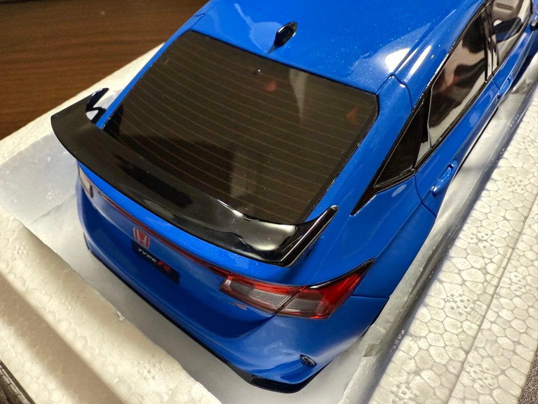 CIVIC TYPE R FL5 1/18ミニカー OttO mobile製