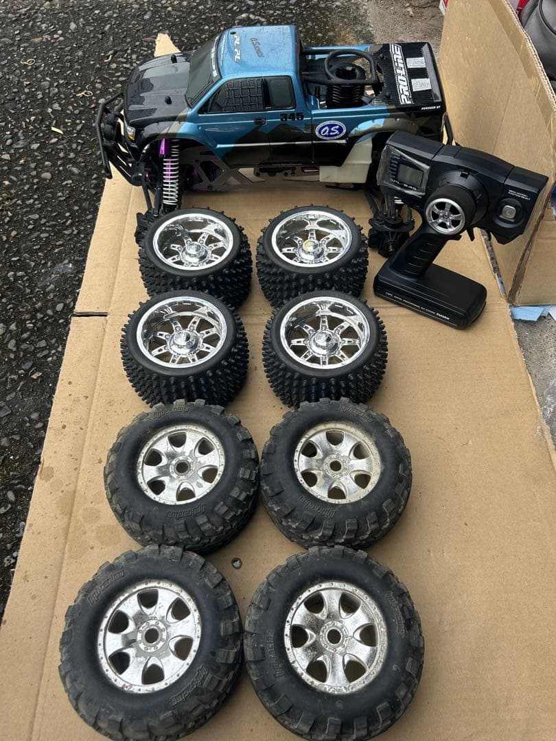 サベージX4.6 オフロードRCカー ガソリンエンジン