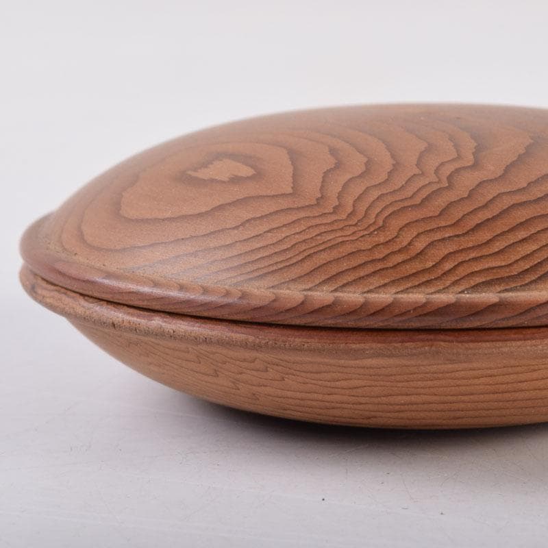 伝統工芸　飛騨一位一刀彫　江黒亮春（亮声) 作　香合　共箱　C　8474