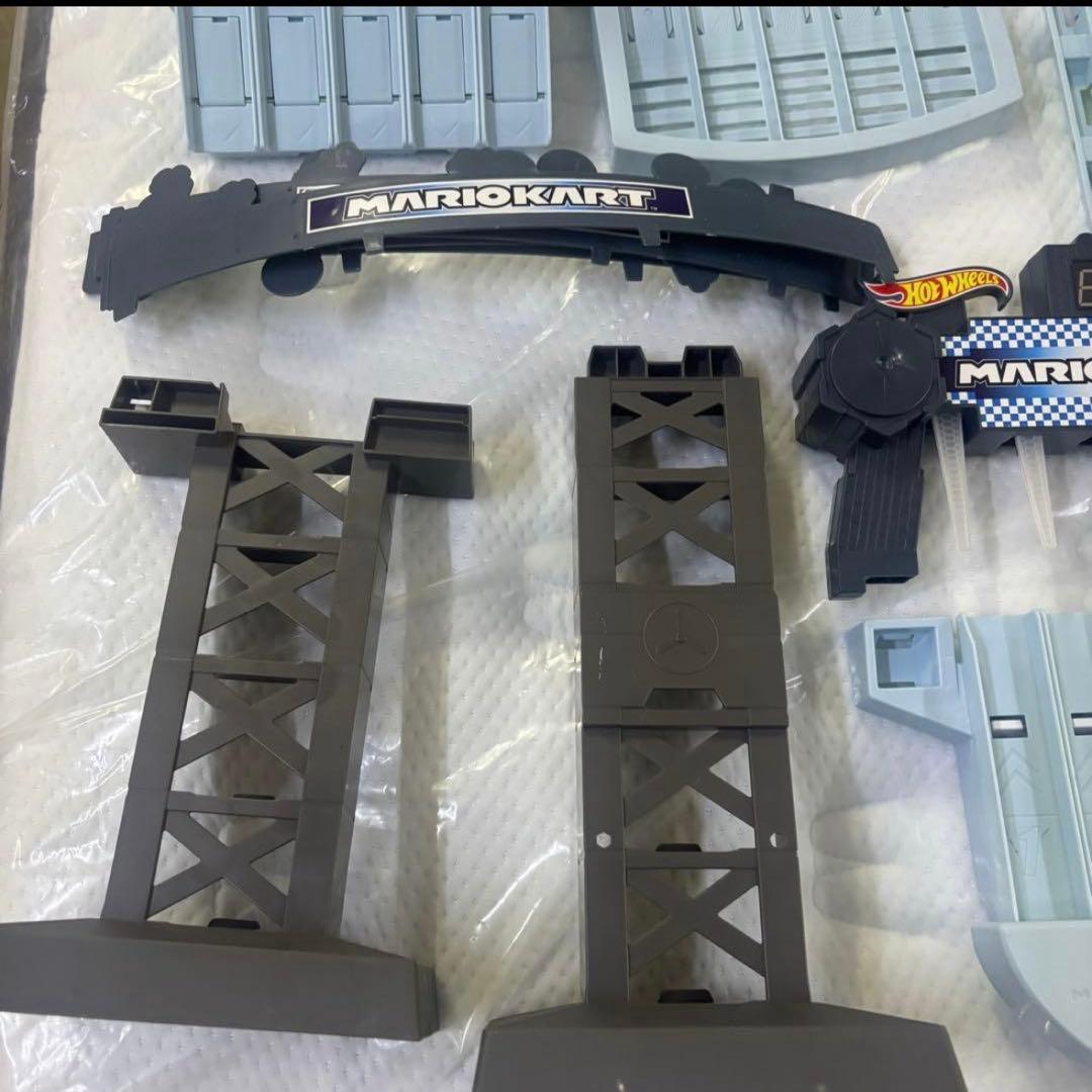 ホットウィール マリオカート レインボーロード コース一式 キャラ複数付