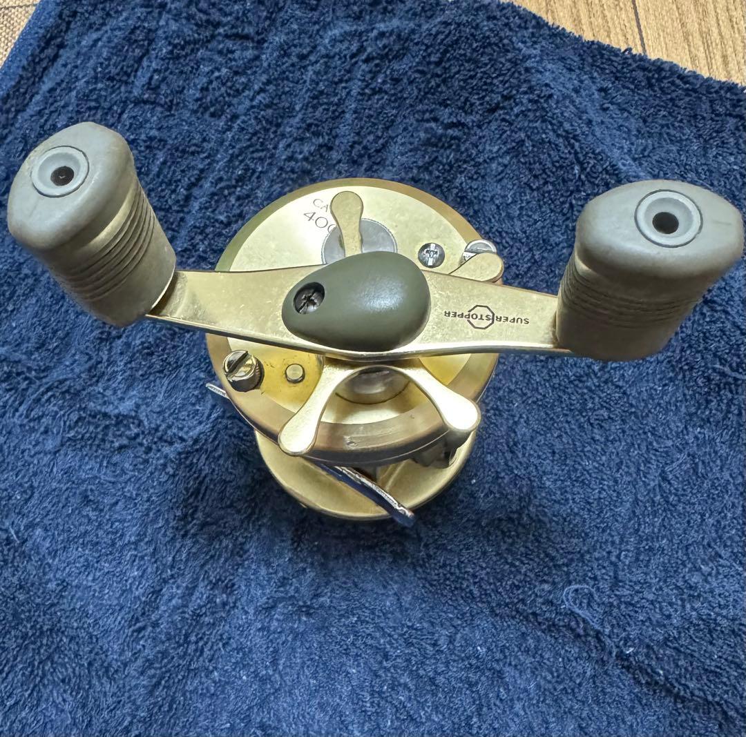 J*G様 CALCUTTA ベイトリール ゴールド　カルカッタ400