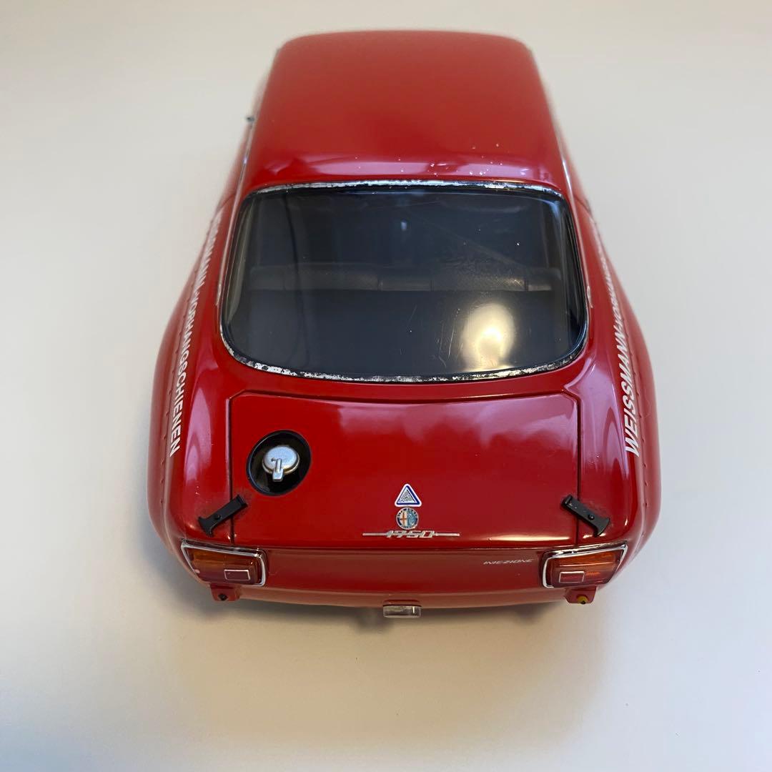 オートアート 1/18 アルファロメオ ジュリア