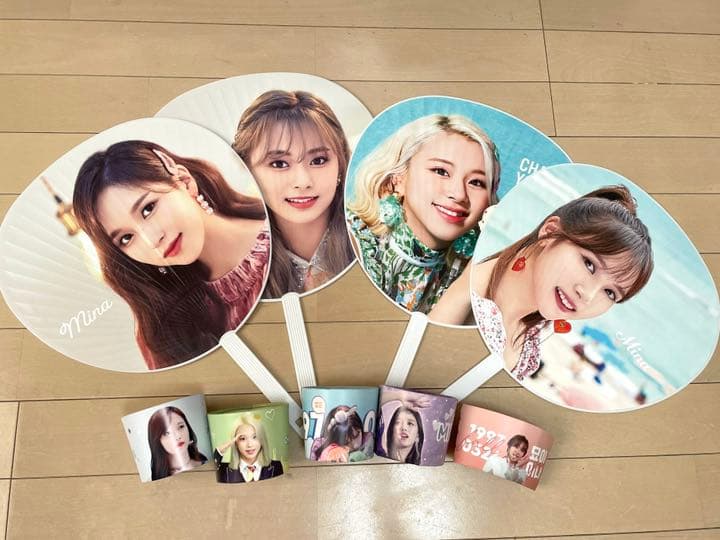 TWICE アルバム うちわ カプホル 等セット