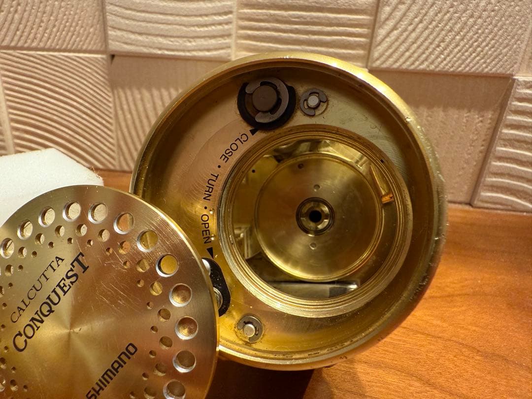 シマノ　01カルカッタコンクエスト100
