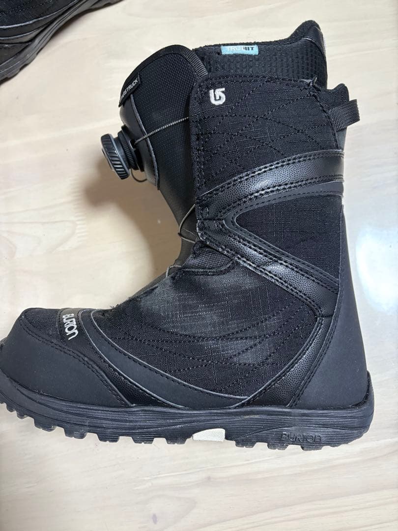 Burton スノーボードブーツ　24.5cm