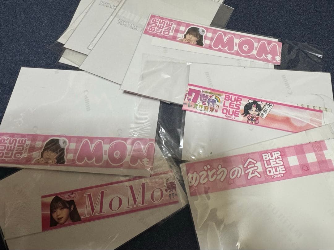 toitoitoiさくらもも 直筆サイン入りブロマイド30枚バーレスク東京