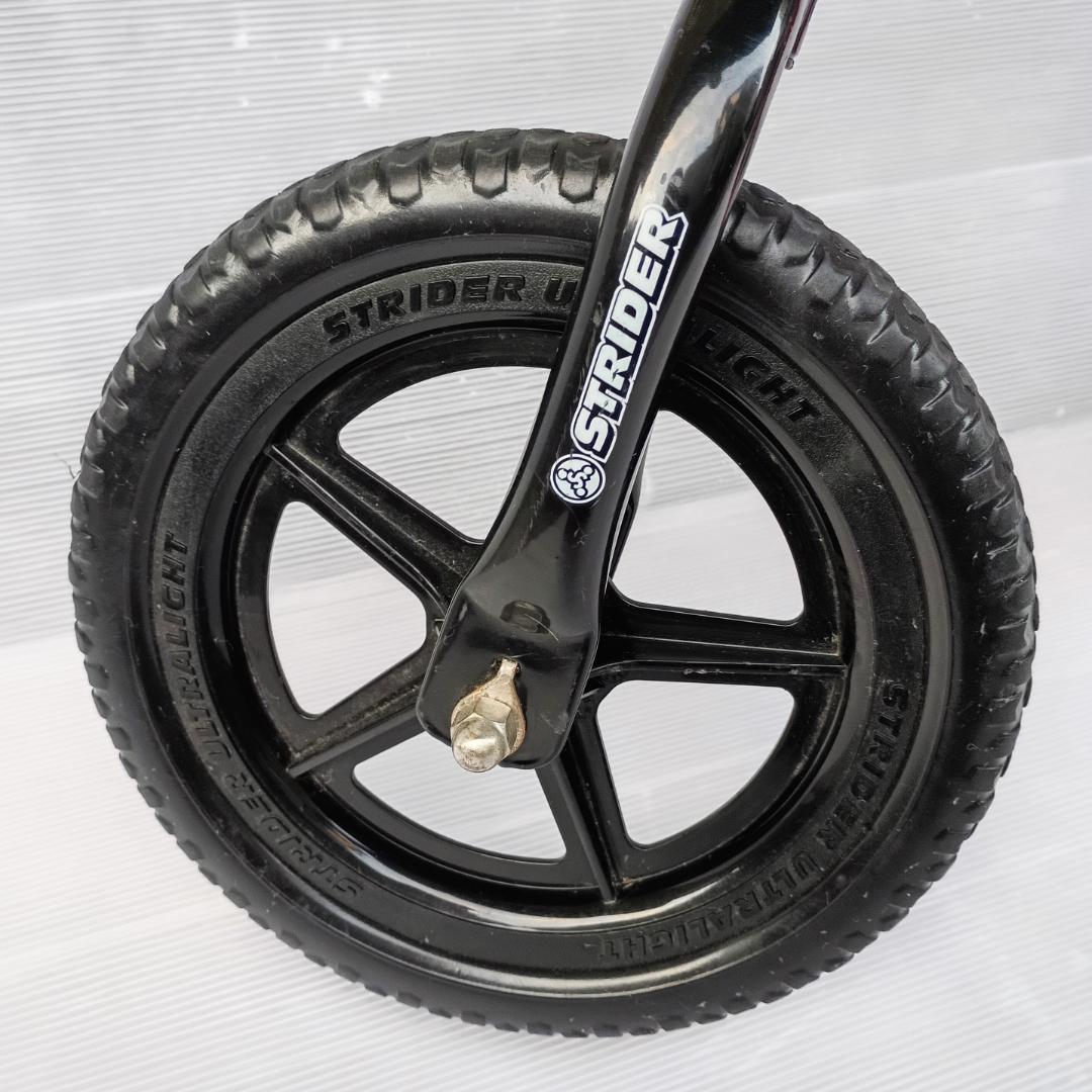 【美品】STRIDER ストライダー スポーツモデル 12インチ キックバイク