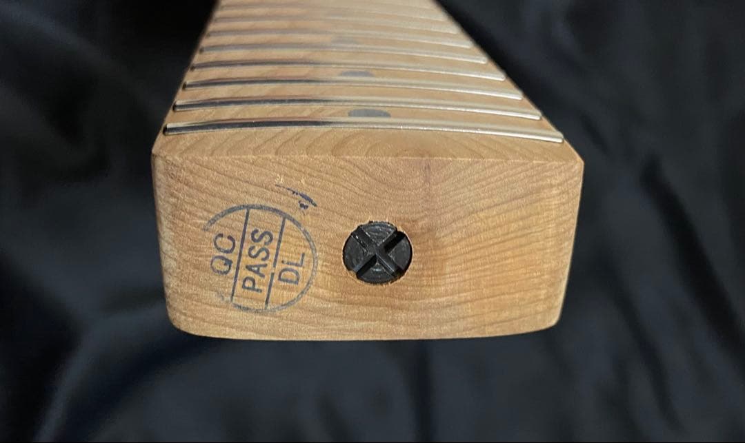 ストラトキャスタービンテージネック（No33）ネイチャーカラーニトロサテン塗装