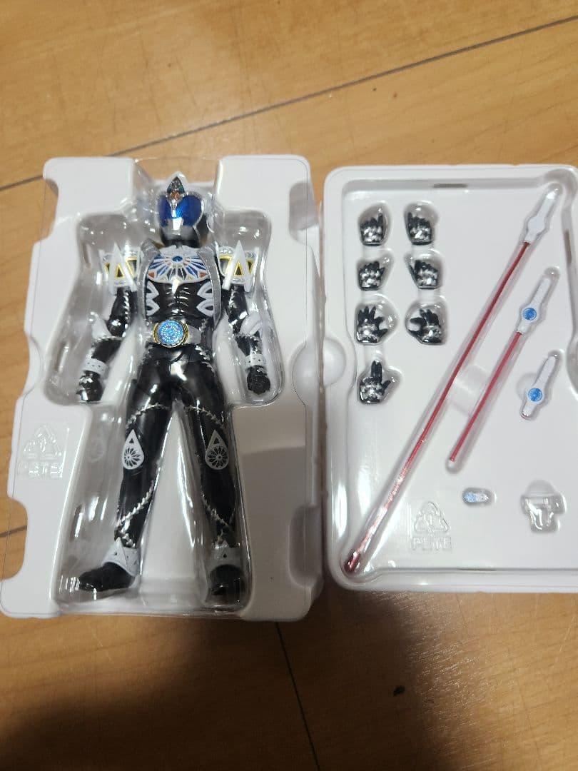 913 プロフ推奨S.H.Figuarts 真骨彫製法 仮面ライダーサガ