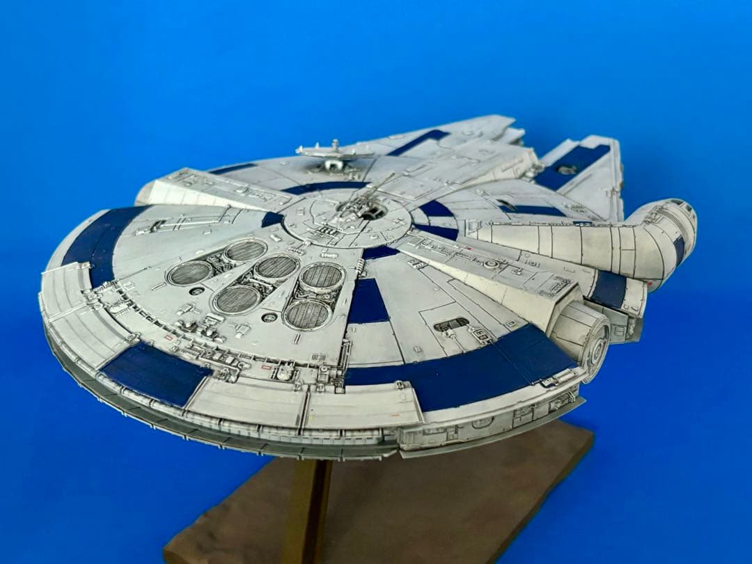バンダイ スターウォーズ 1/144 ミレニアム・ファルコン ランド(2)完成品