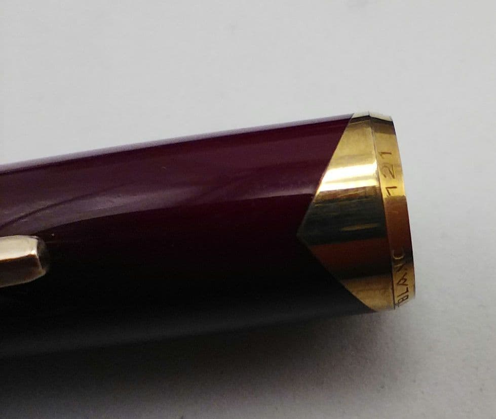 MONTBLANC モンブラン 万年筆　１２１ 　ボルドー