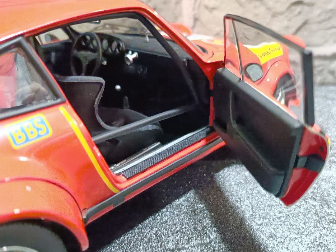 エグゾト 1/18 ポルシェ 934RSR #1 GTチャンピオン 1976