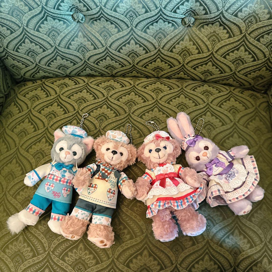 ダッフィー　ぬいぐるみバッジ　ハートウォーミングデイズ 2020