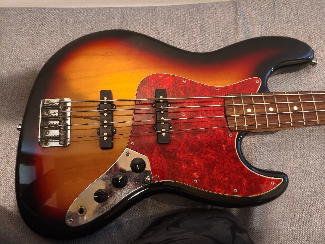 Fender Japan JB62-75US ジャズベース