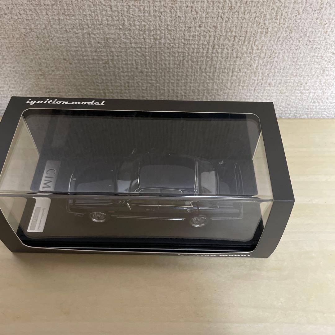 イグニッションモデル　日産シーマ　ミニカー