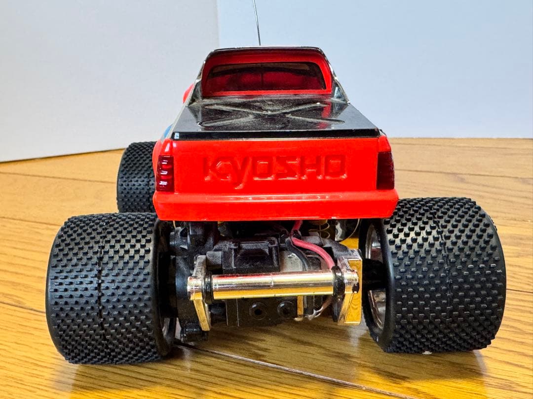 KYOSHOミニッツモンスター中古