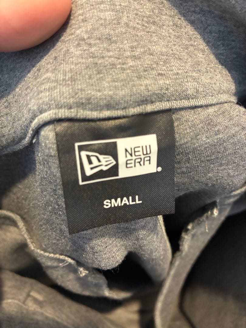 ニューエラ セットアップ メンズ　パーカー ジョガーパンツ グレー 迷彩フード