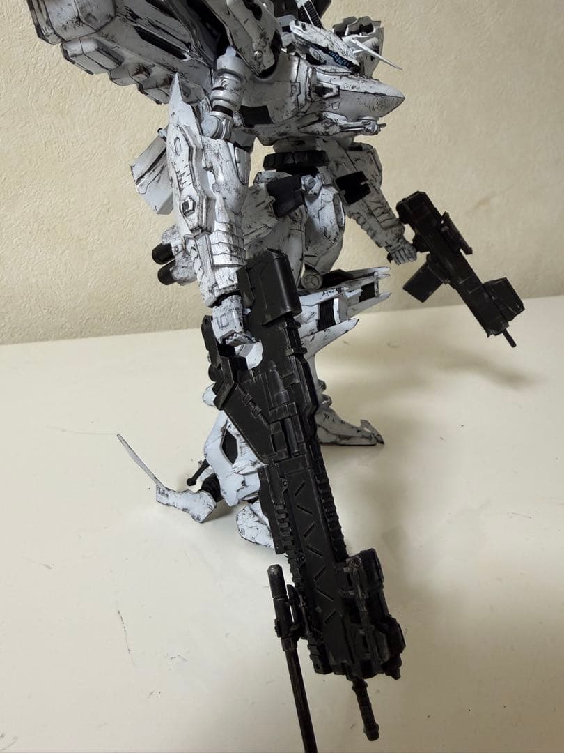 【完成品】アーマード・コア　ホワイトグリント