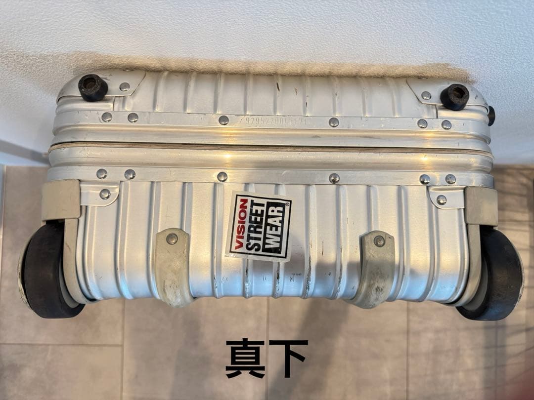 リモワ トパーズ 2輪 32L アルミスーツケース　青ロゴ　機内持込可