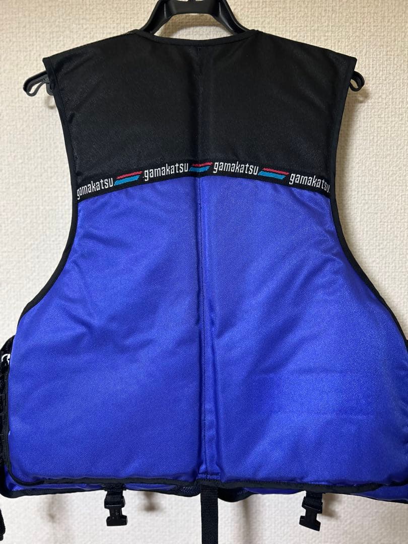 がまかつ　フローティングベスト&手袋