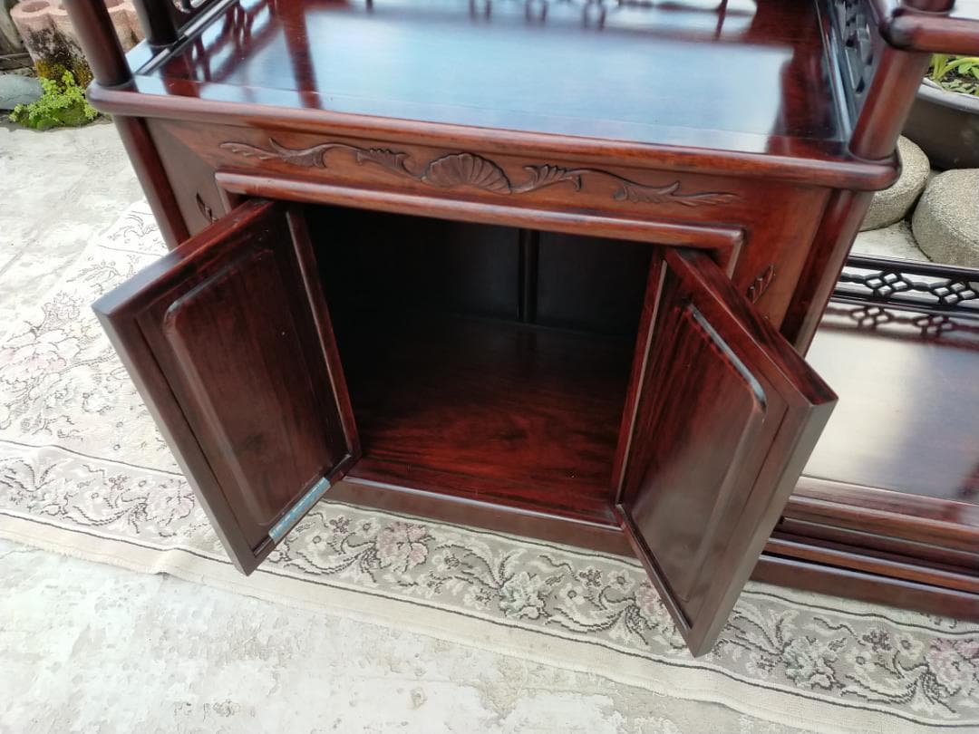 (配送設置込み) 高級茶棚☆茶箪笥☆唐木飾り棚☆収納棚☆透かし彫り☆無垢