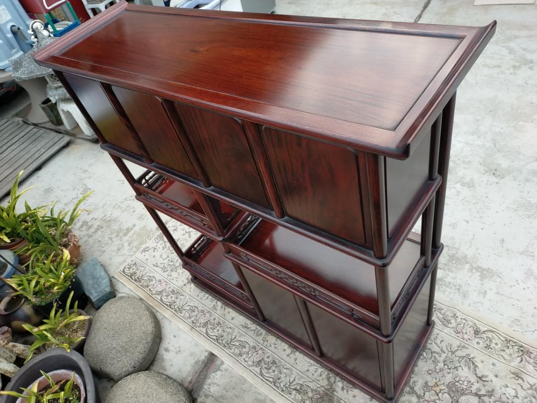 (配送設置込み) 高級茶棚☆茶箪笥☆唐木飾り棚☆収納棚☆透かし彫り☆無垢