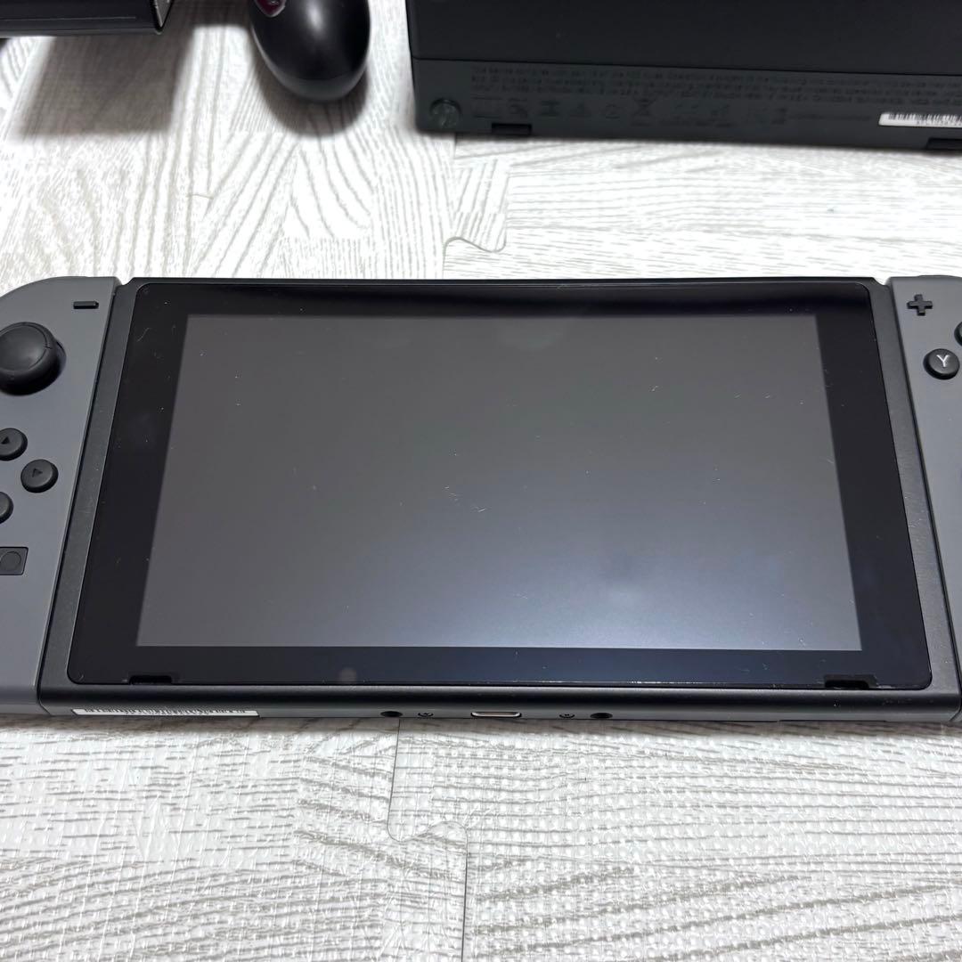 Nintendo Switch 【microSDカード128G付き】