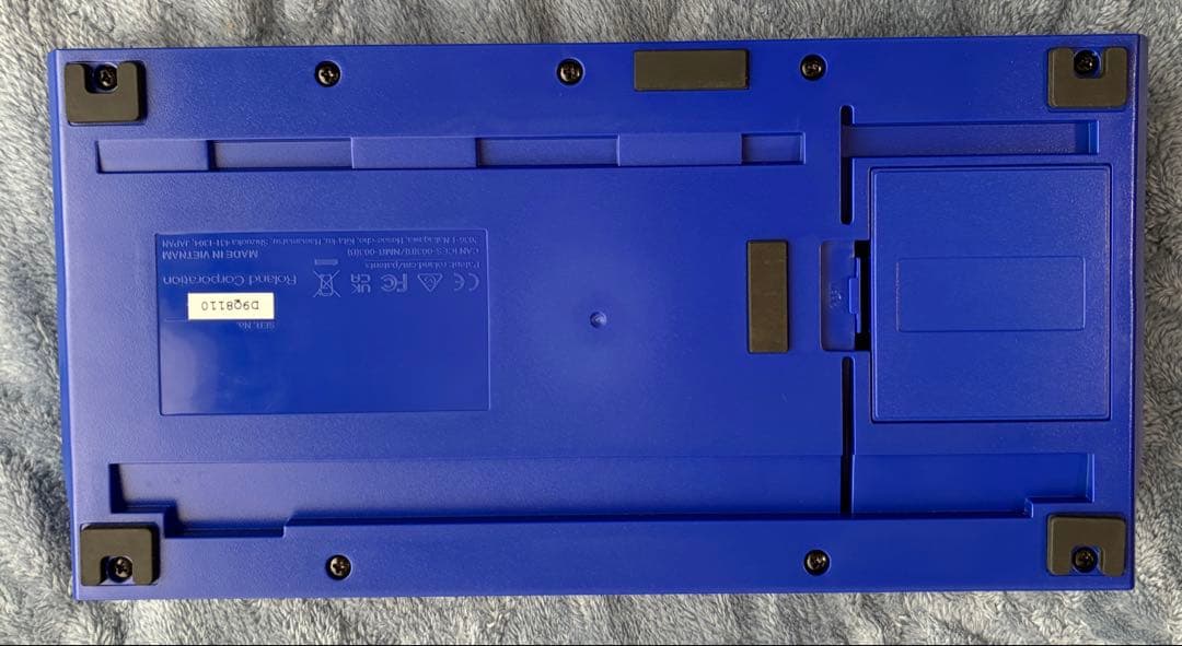 【新品同様】BOSS GT-1 + 教科書