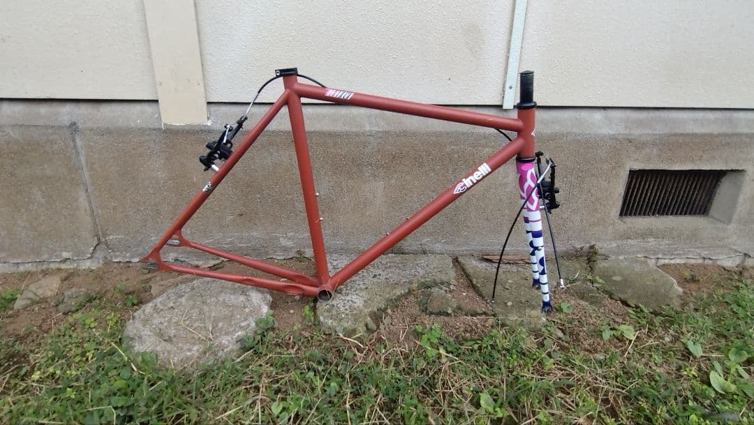 cinelli tutto Mサイズ ピストフレーム　ブレーキ付属