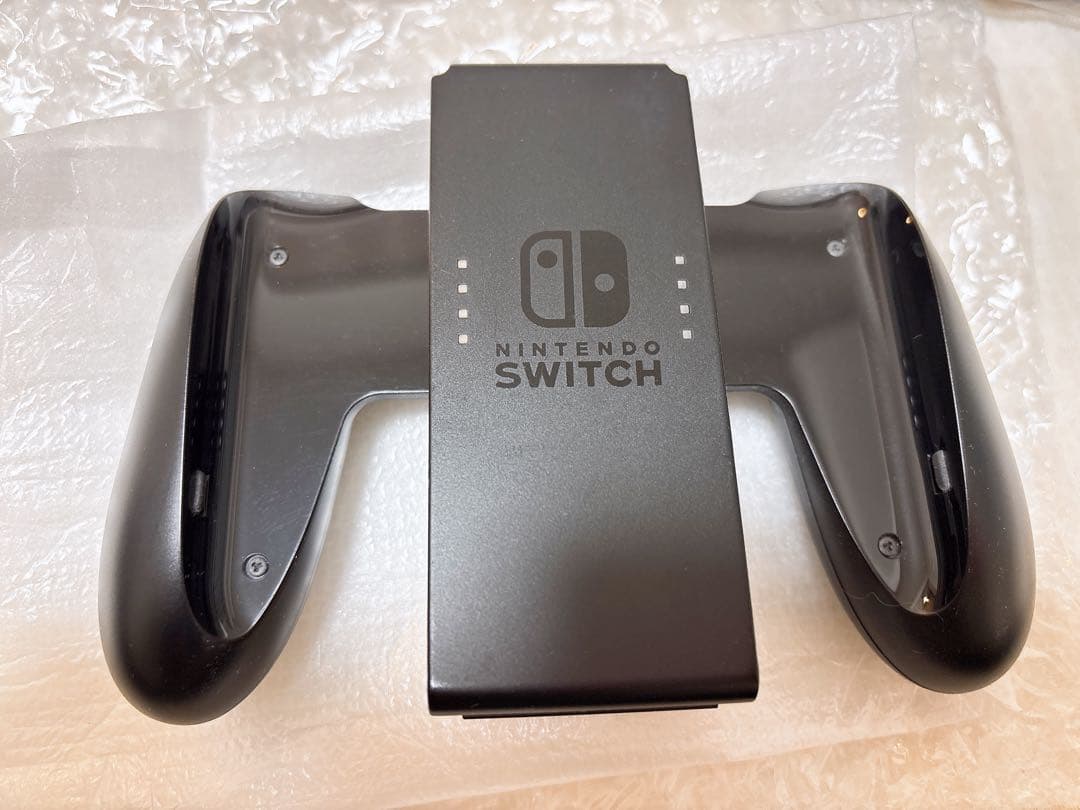 Nintendo Switch 本体 青/赤ジョイコン