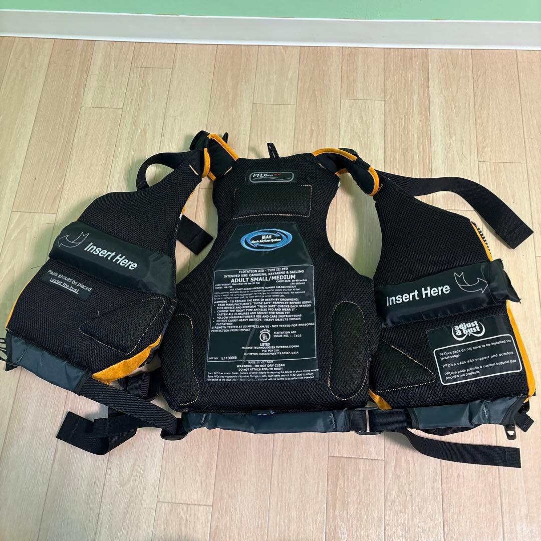 MTI ライフジャケット