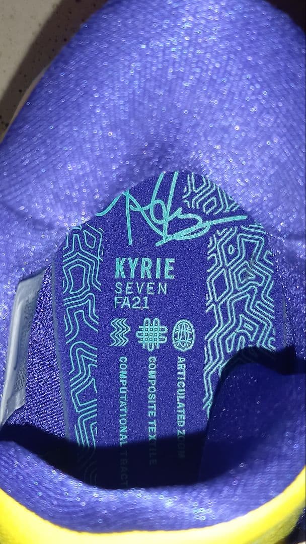 NIKE KYRIE 7 Yellow バスケットシューズ 30cm